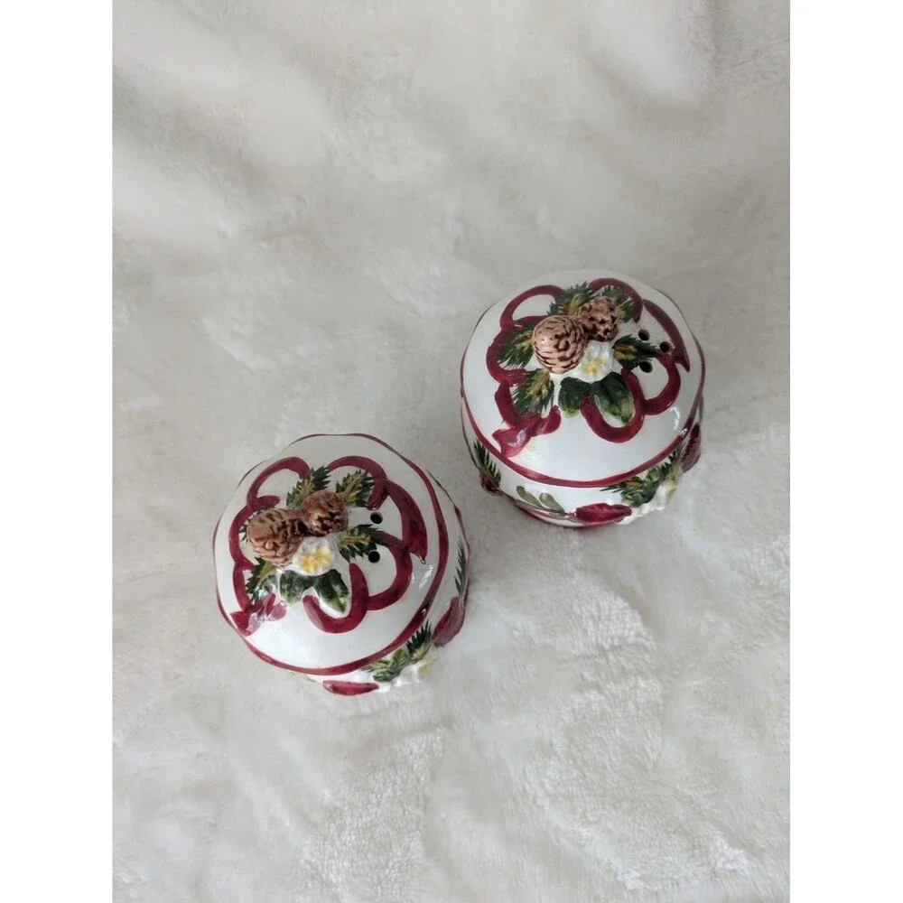 BICO Holiday Salt & Pepper Shakers